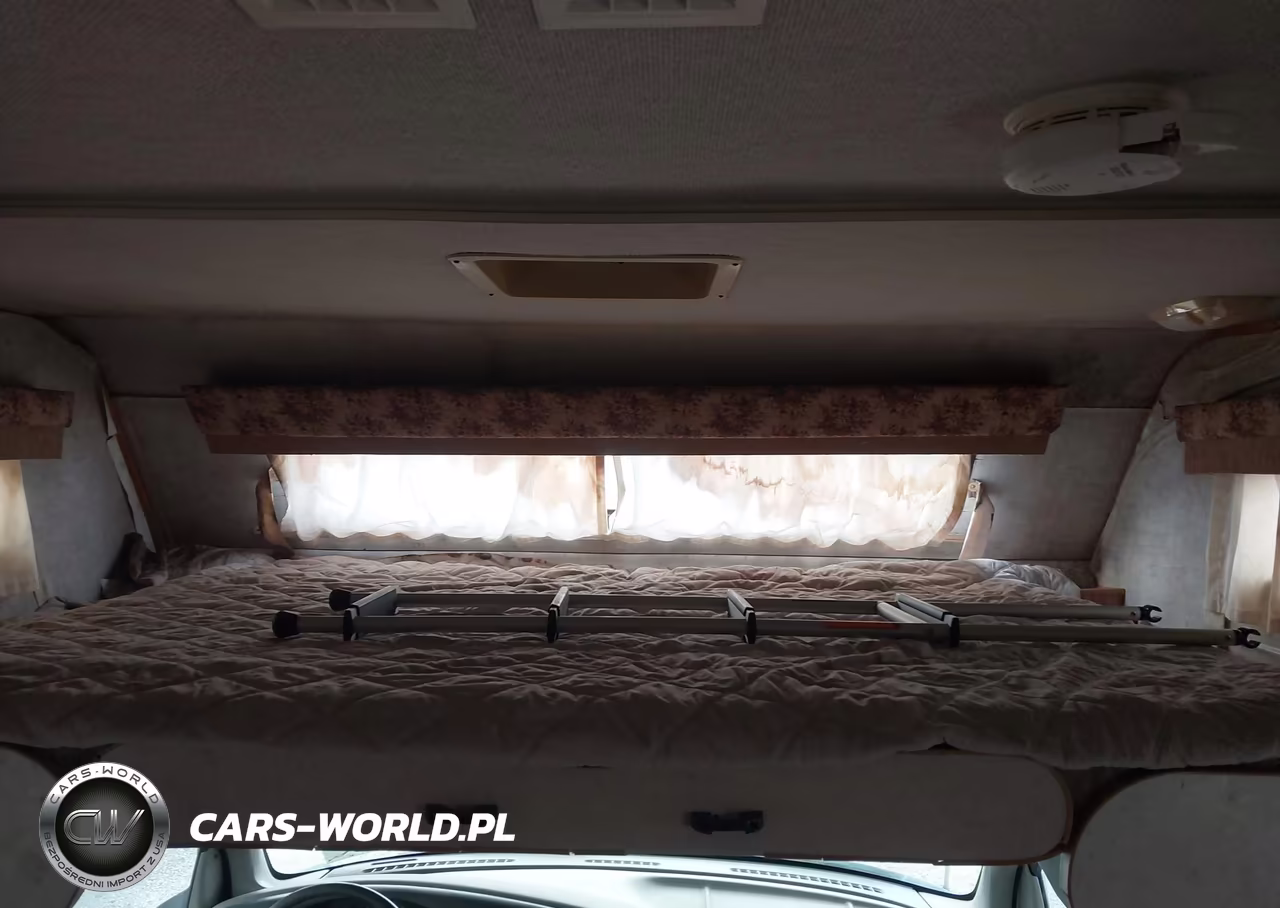 2000 Chevrolet Express Rv Cutaway VIN:1GBJG31J8Y1196160 - 12