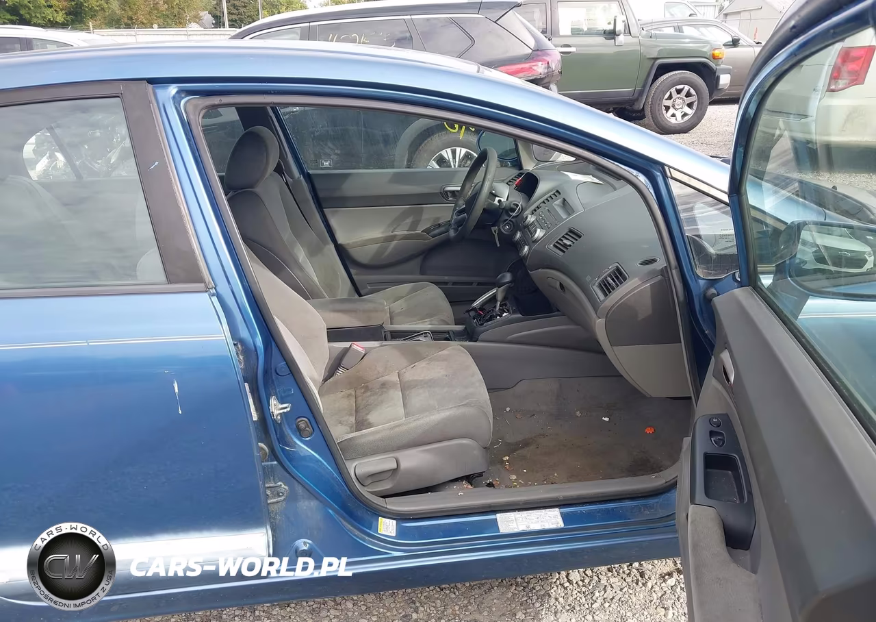 2008 Honda Civic Lx VIN:1HGFA16518L089069 - 5