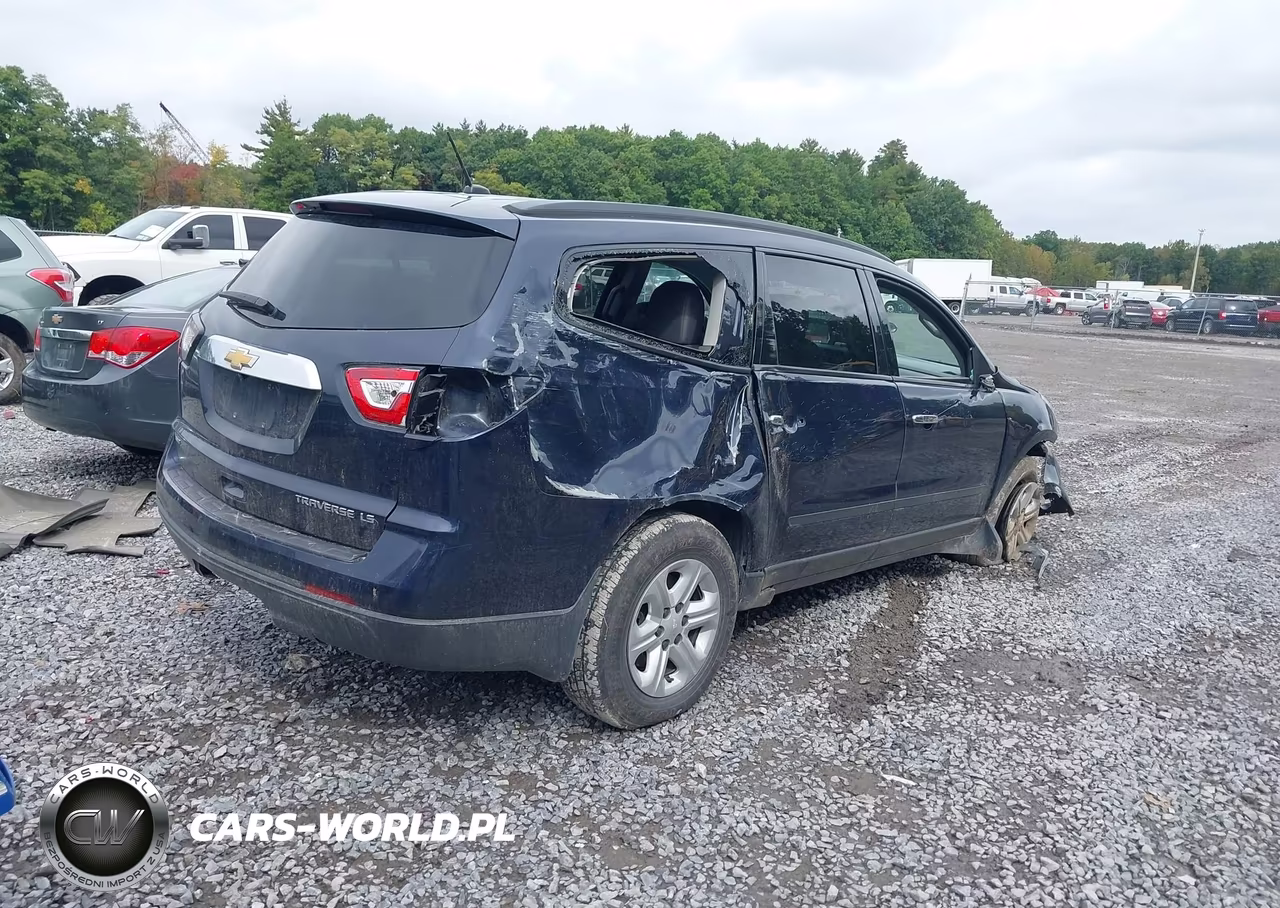 2015 Chevrolet Traverse Ls VIN:1GNKVFKD1FJ248961 - 4