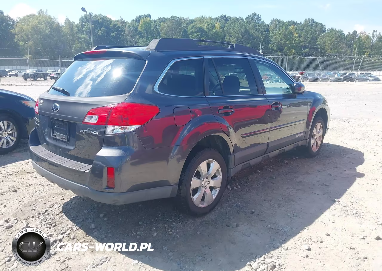 2012 Subaru Outback 2.5I Premium VIN:4S4BRCCCXC3255503 - 4