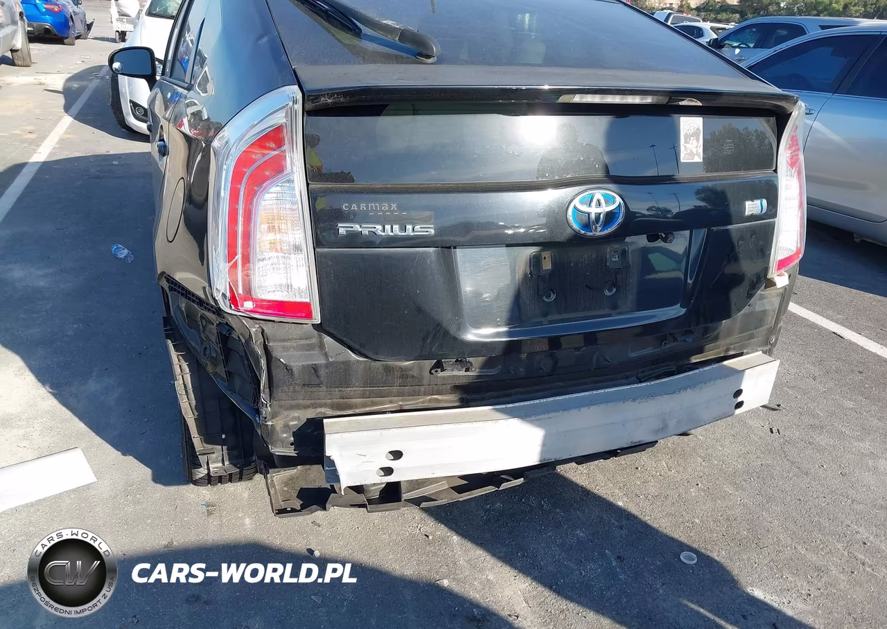 2014 Toyota Prius Two VIN:JTDKN3DU2E1741308 - 6