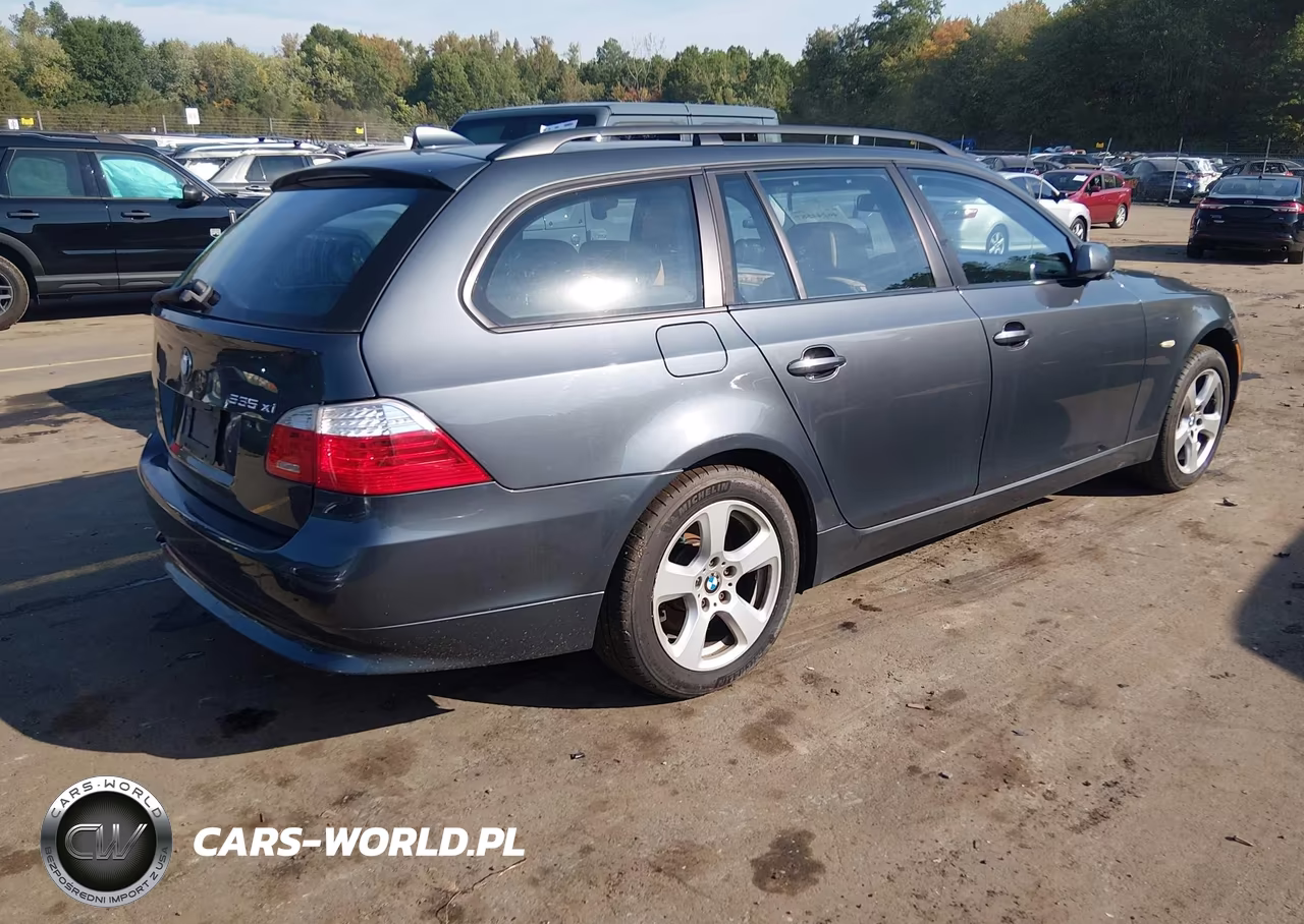 2008 BMW 535Xi VIN:WBAPT73578CX02054 - 4