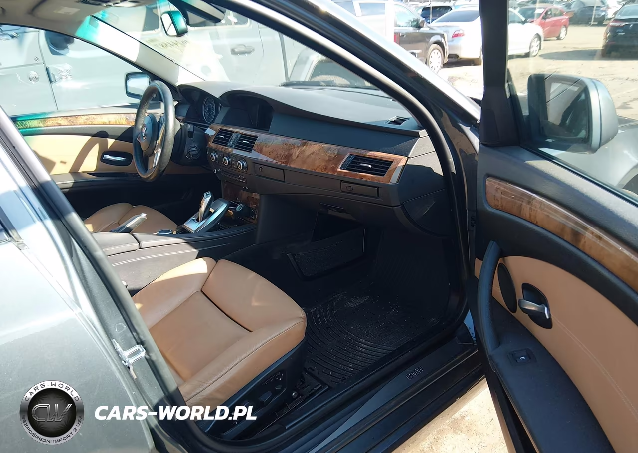 2008 BMW 535Xi VIN:WBAPT73578CX02054 - 5