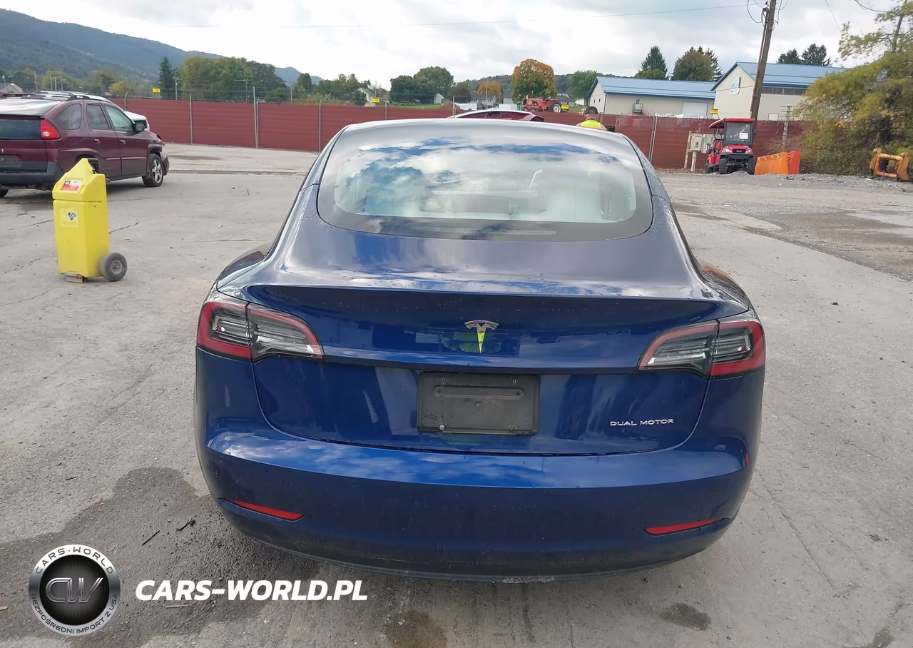 2022 Tesla Model 3 Long Range Dual Motor All-Wheel Drive VIN:5YJ3E1EB2NF102097 - 17