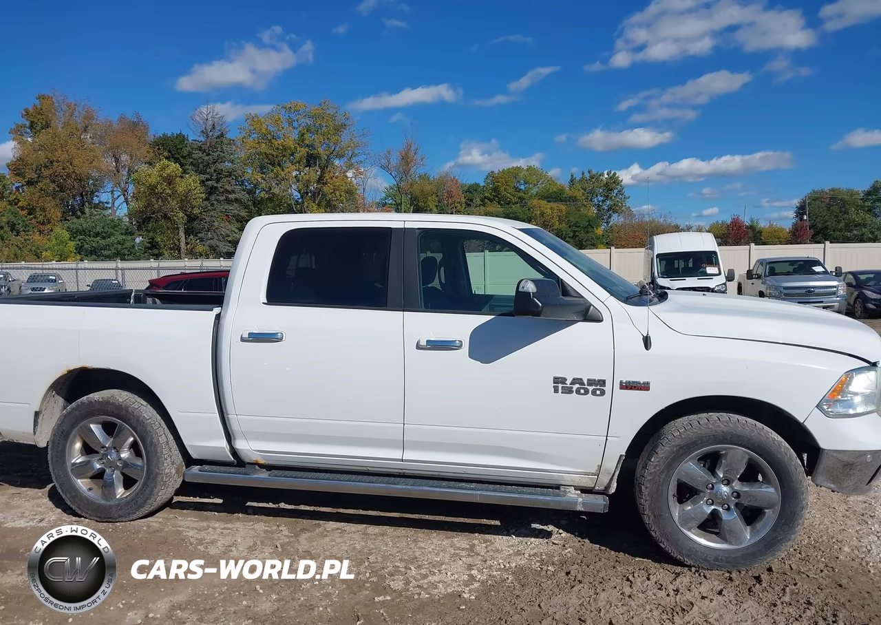 2018 Ram 1500 Big Horn 4X4 5'7 Box VIN:1C6RR7LTXJS206631 - 13