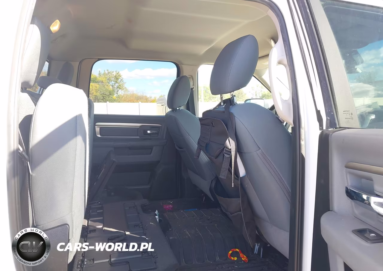 2018 Ram 1500 Big Horn 4X4 5'7 Box VIN:1C6RR7LTXJS206631 - 8