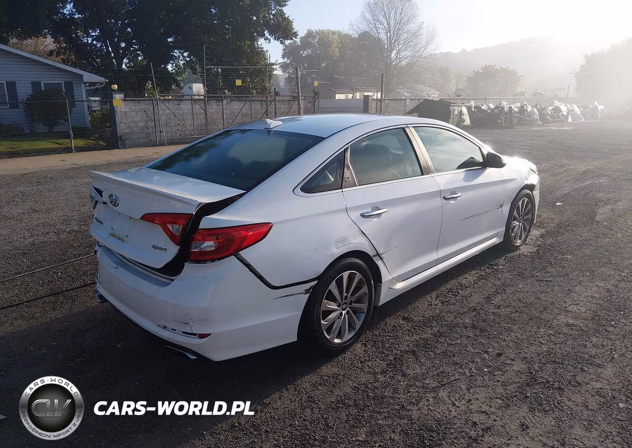 2017 Hyundai Sonata Sport VIN:5NPE34AF3HH543512 - 4