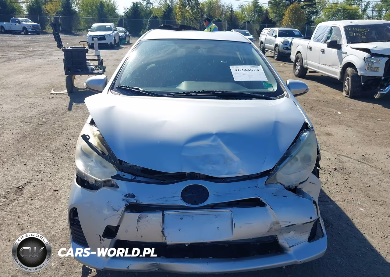 2012 Toyota Prius C Three VIN:JTDKDTB31C1007320 - 12