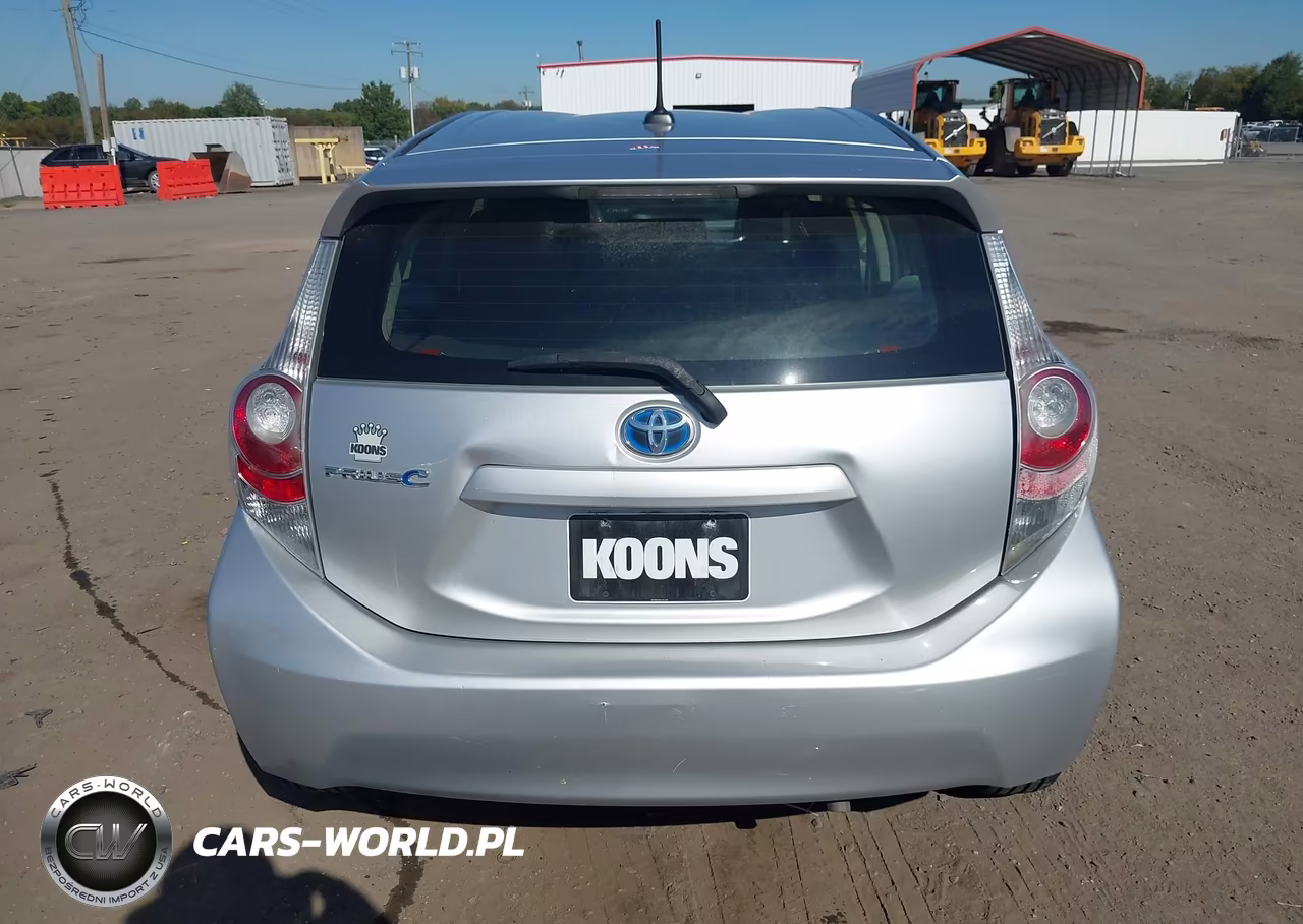 2012 Toyota Prius C Three VIN:JTDKDTB31C1007320 - 16