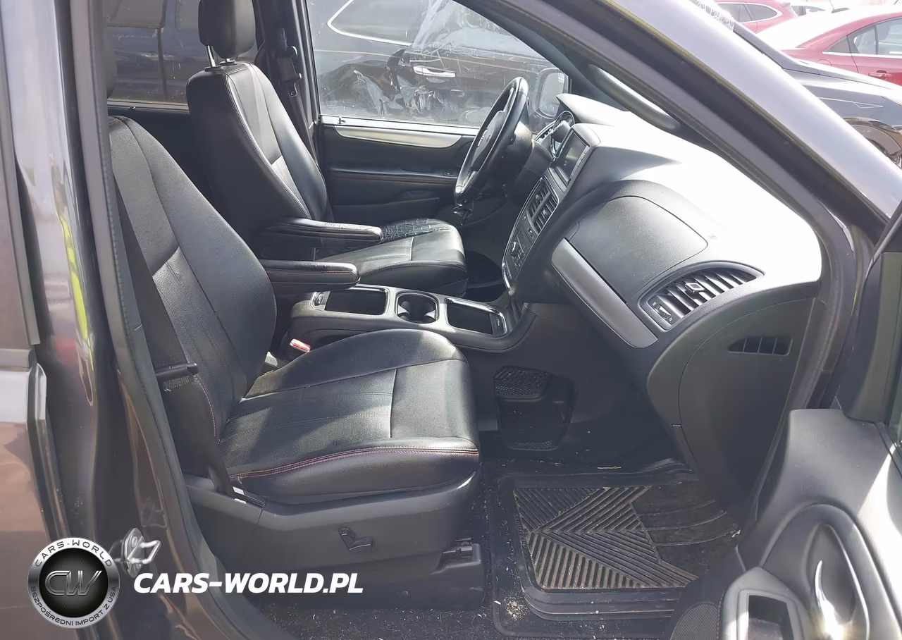 2017 Dodge Grand Caravan Gt VIN:2C4RDGEG6HR566594 - 5