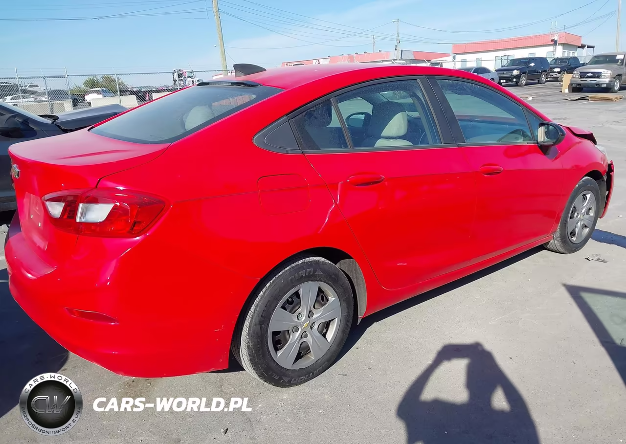 2016 Chevrolet Cruze Ls Auto VIN:1G1BC5SM6G7253329 - 4