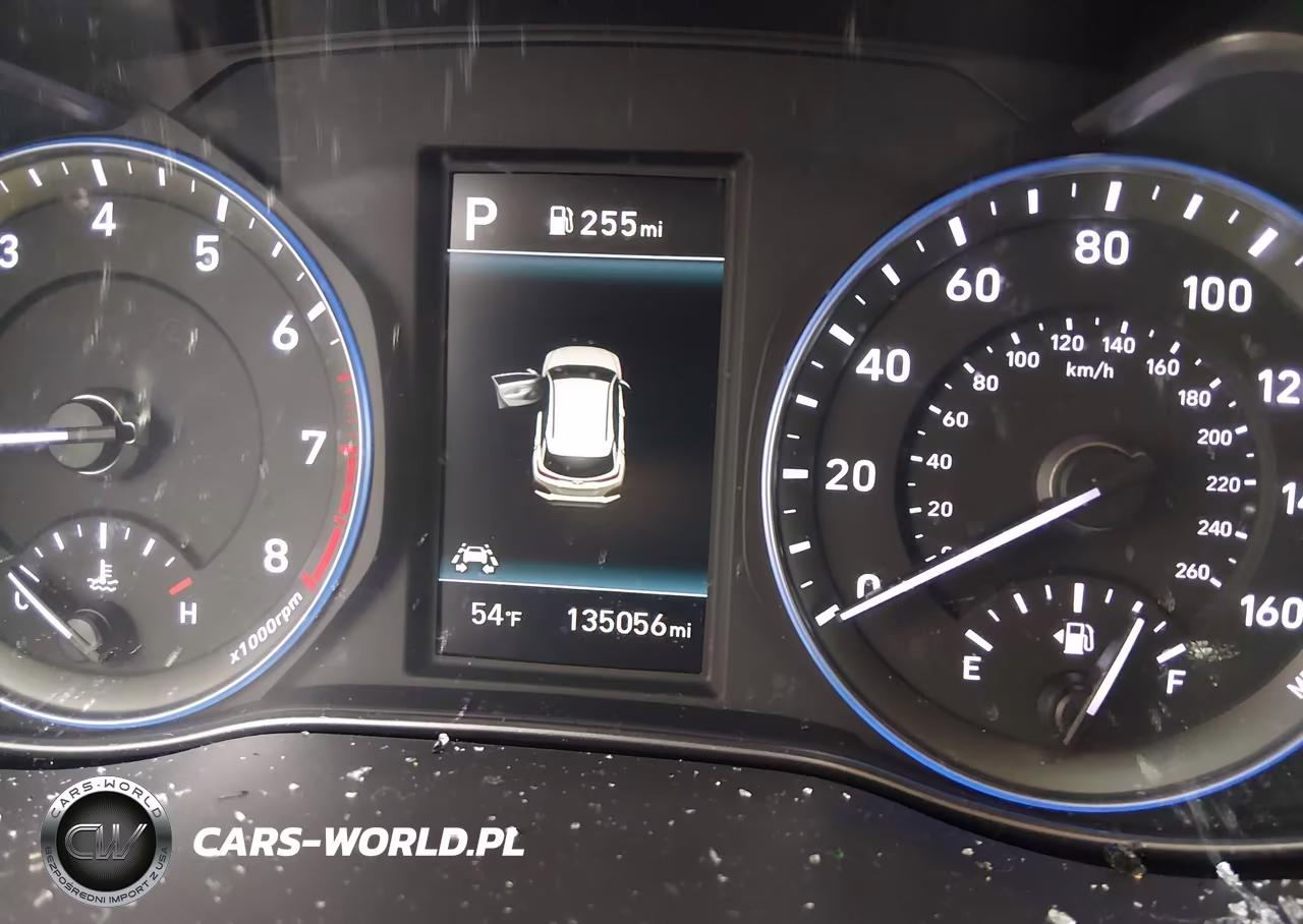 2019 Hyundai Kona Ultimate VIN:KM8K5CA53KU272281 - 15