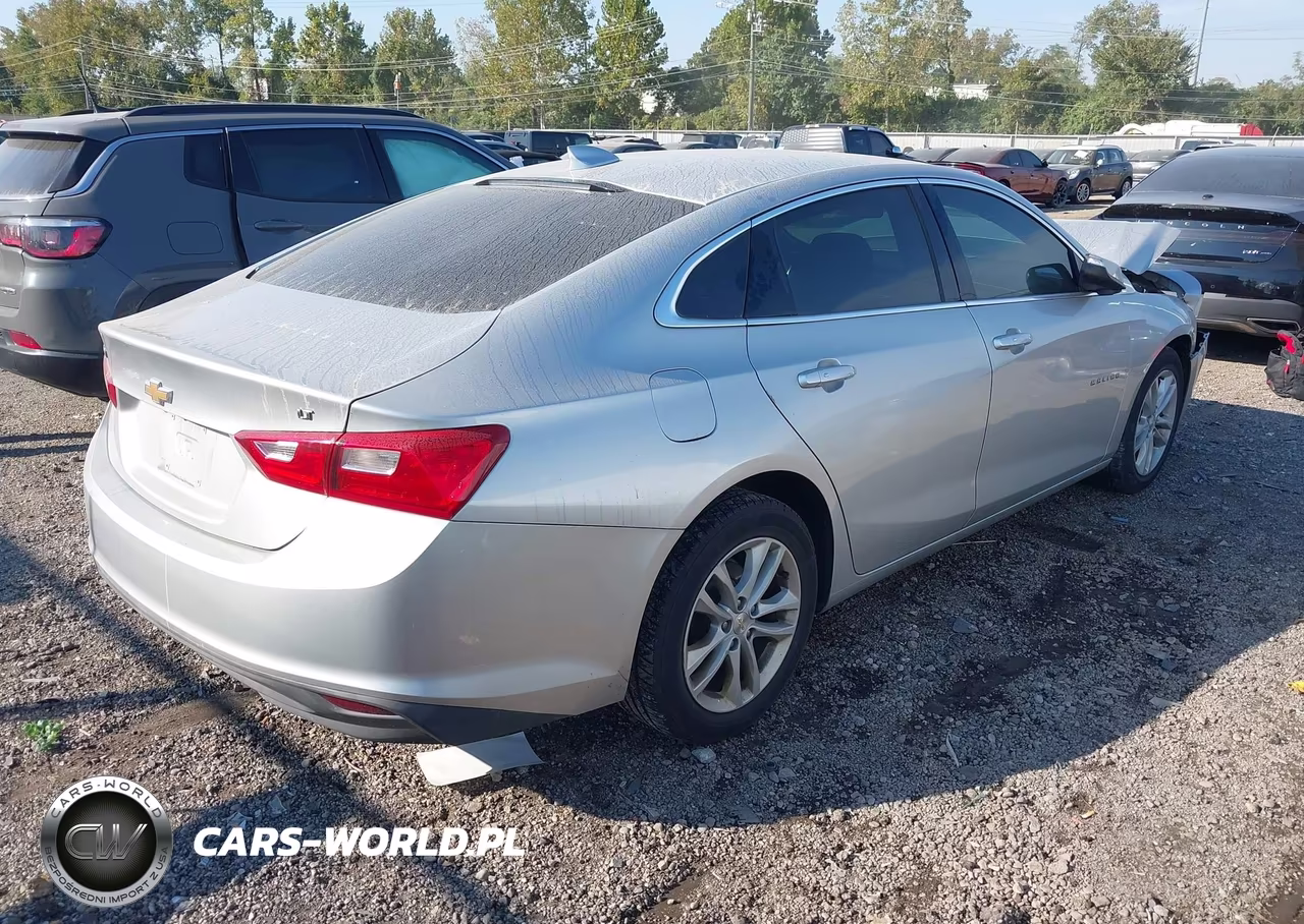 2018 Chevrolet Malibu Lt VIN:1G1ZD5ST3JF162468 - 4