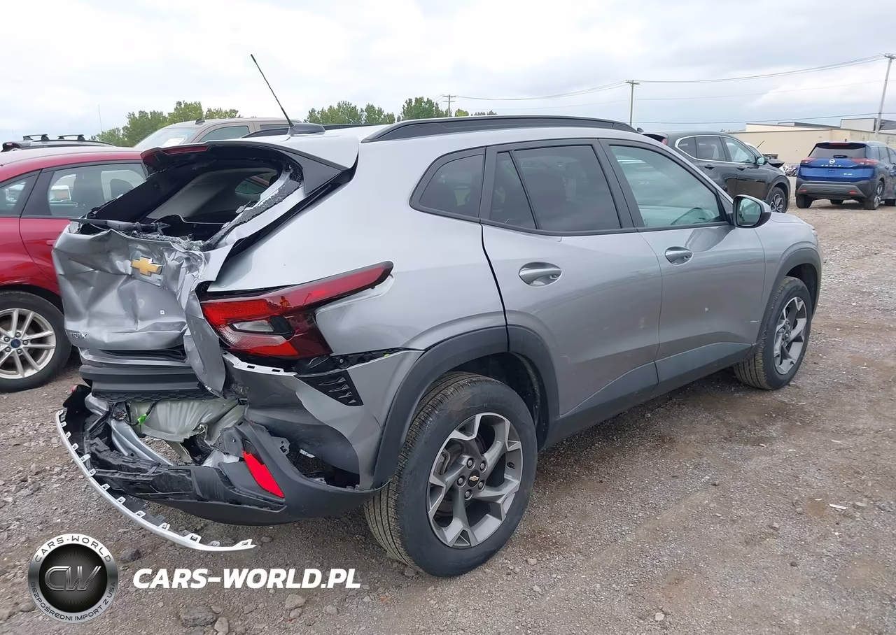 2025 Chevrolet Trax Fwd Lt VIN:KL77LHEP0SC076911 - 4