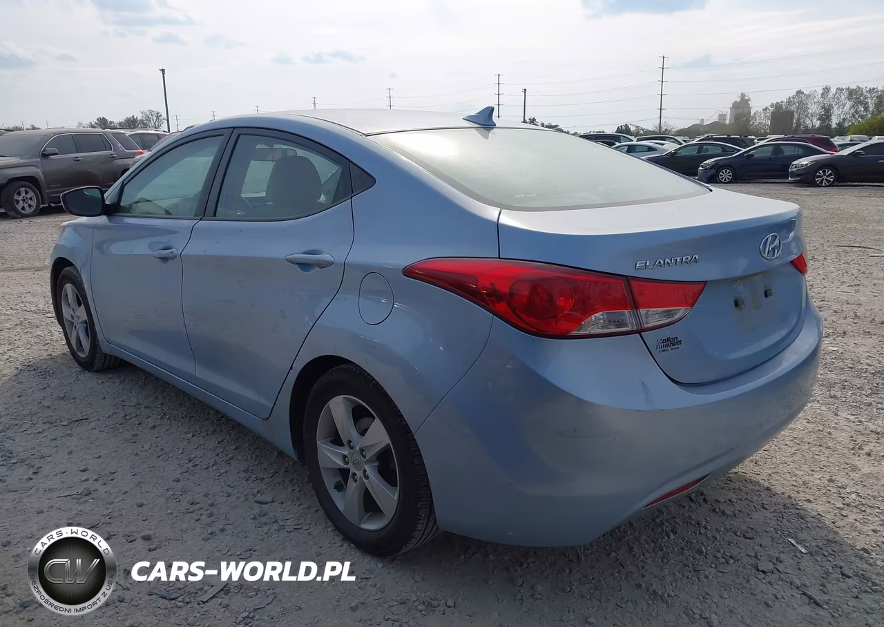 2013 Hyundai Elantra Gls VIN:KMHDH4AE9DU719530 - 3
