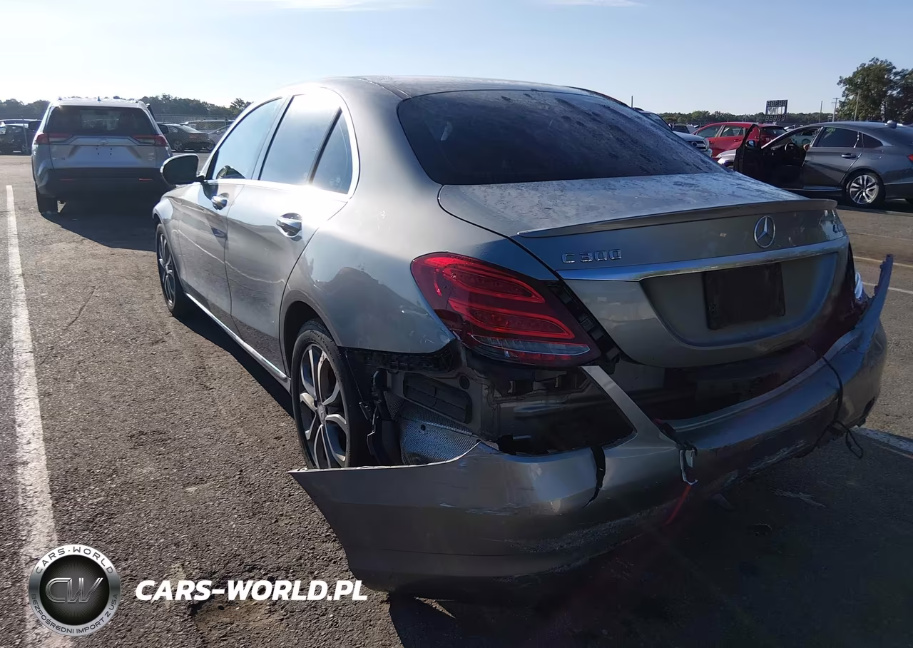 2015 Mercedes-Benz C 300 VIN:55SWF4JBXFU051191 - 3