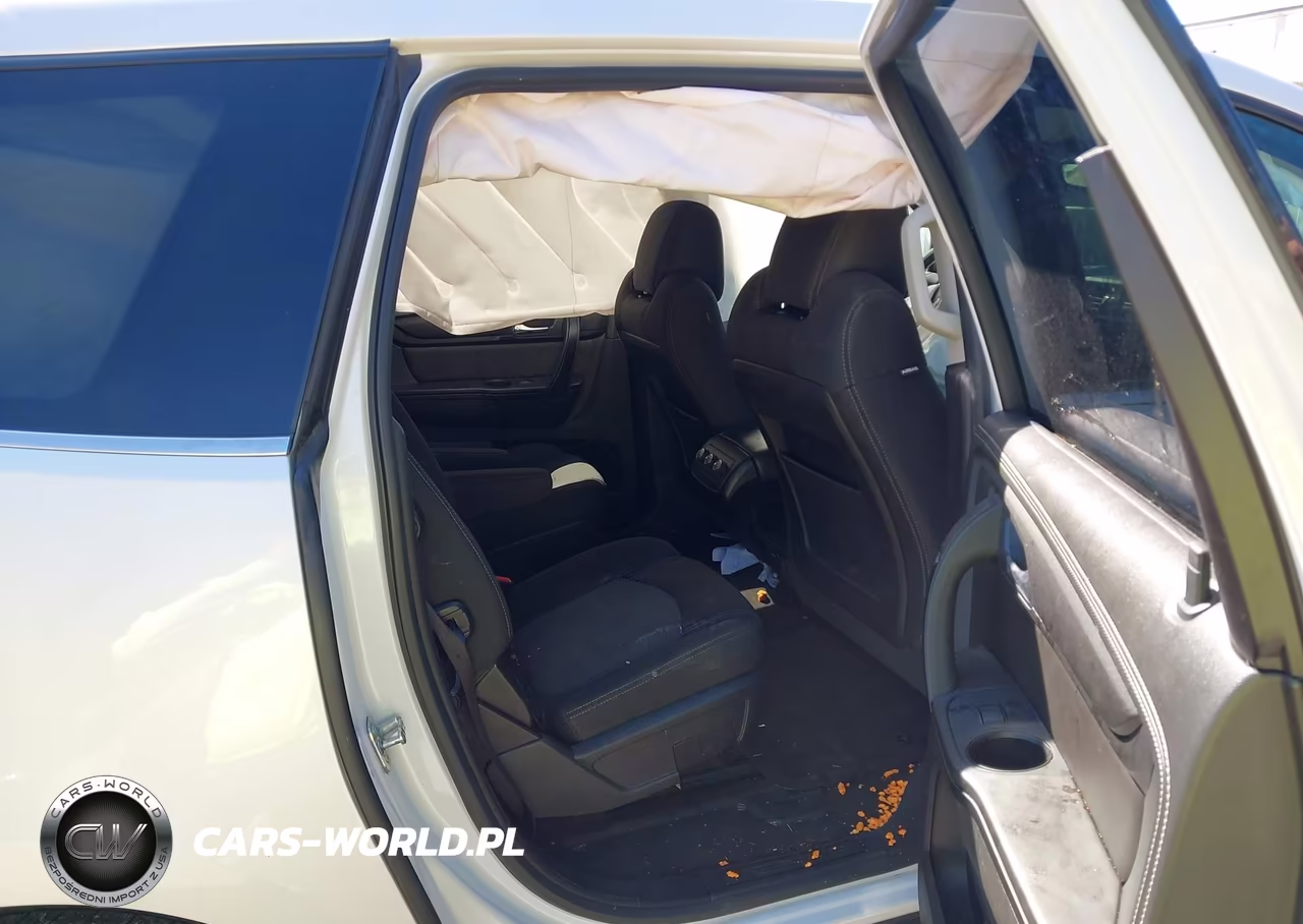 2016 Chevrolet Traverse 1Lt VIN:1GNKRGKD0GJ137233 - 8