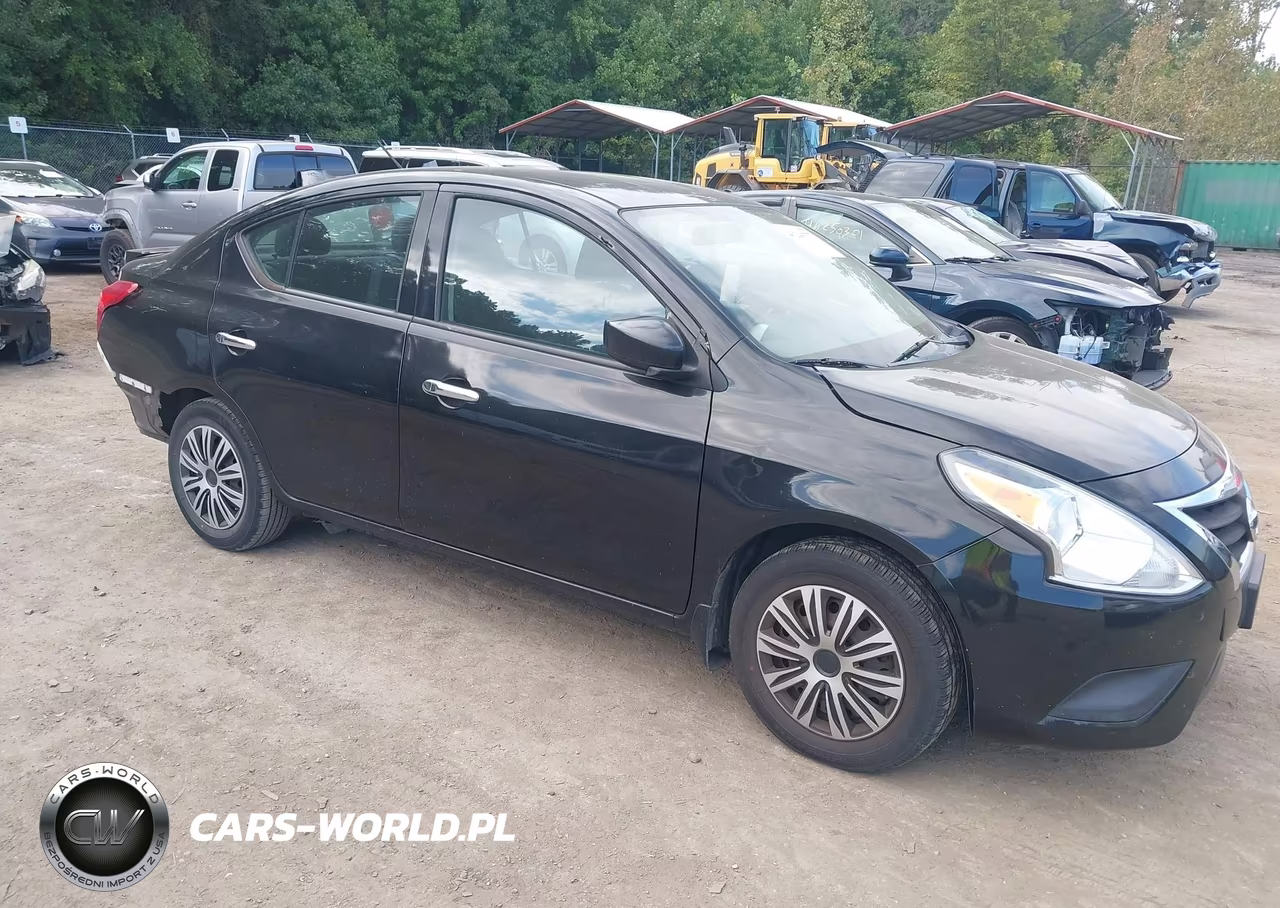 2015 Nissan Versa 1.6 Sv – zdjęcie 1 z 12