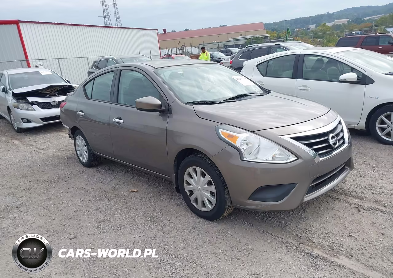 2016 Nissan Versa 1.6 Sv