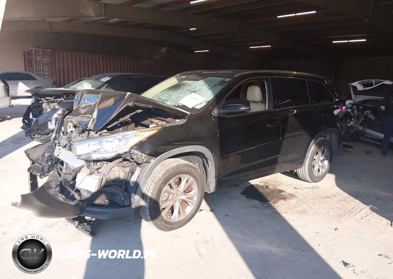 2015 Toyota Highlander Xle V6 VIN:5TDKKRFH5FS065047 - 2