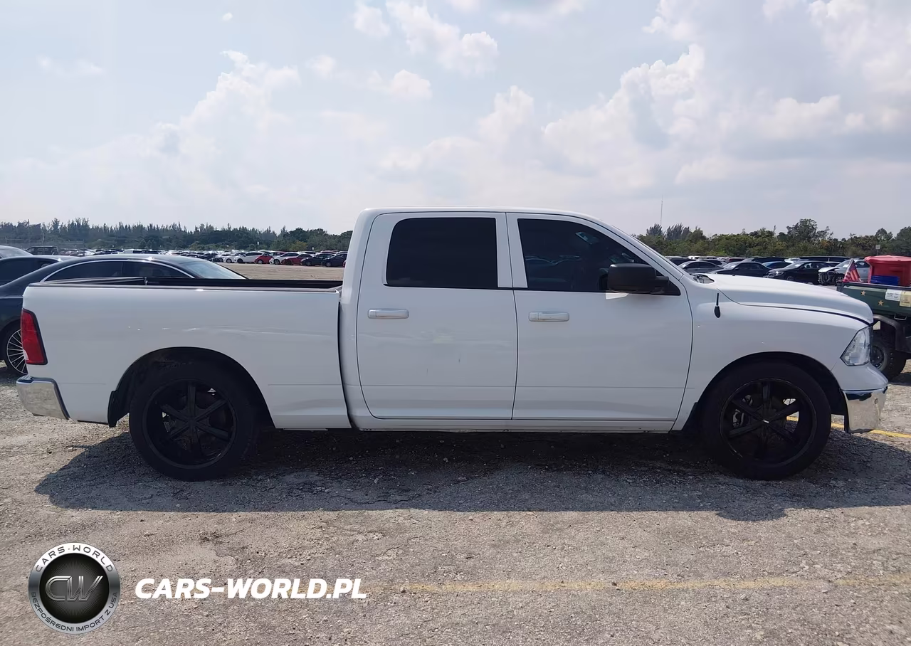 2019 Ram 1500 Classic Big Horn 4X2 6'4 Box VIN:1C6RR6TT2KS613077 - 13