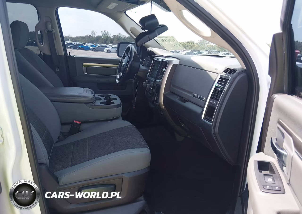 2019 Ram 1500 Classic Big Horn 4X2 6'4 Box VIN:1C6RR6TT2KS613077 - 5