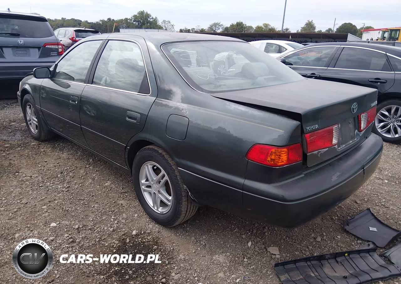 2000 Toyota Camry Le VIN:JT2BG22K3Y0493398 - 3