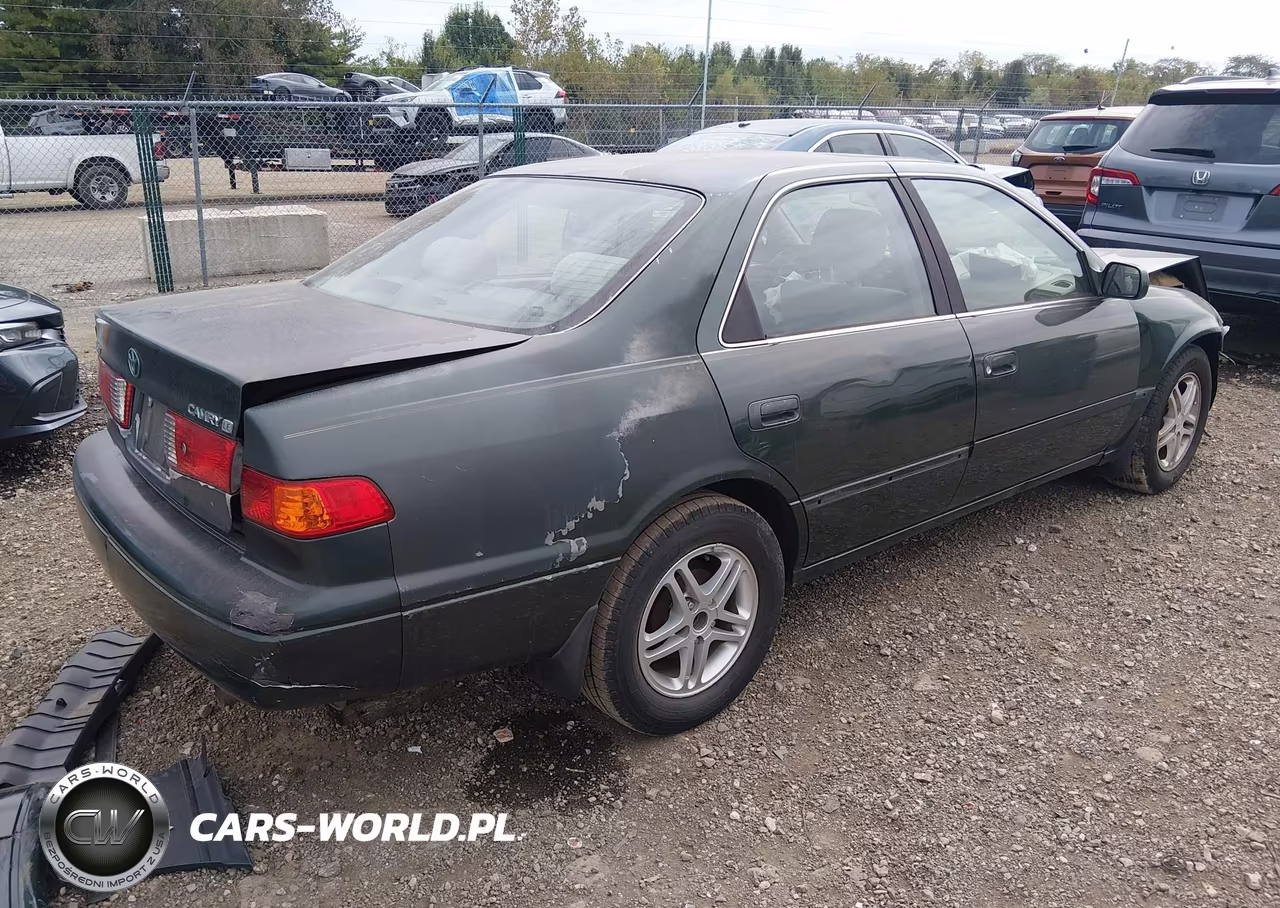 2000 Toyota Camry Le VIN:JT2BG22K3Y0493398 - 4