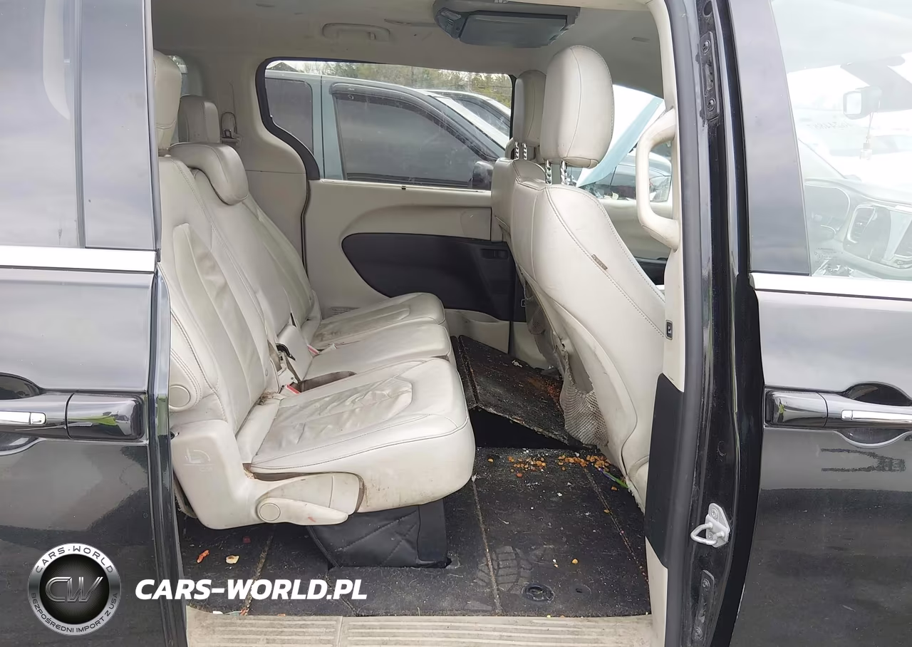 2017 Chrysler Pacifica Touring-L VIN:2C4RC1BG9HR512680 - 8
