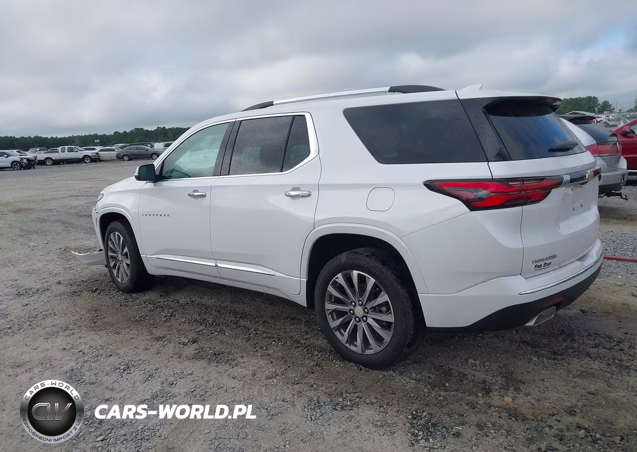 2023 Chevrolet Traverse Fwd Premier VIN:1GNERKKW3PJ182393 - 3