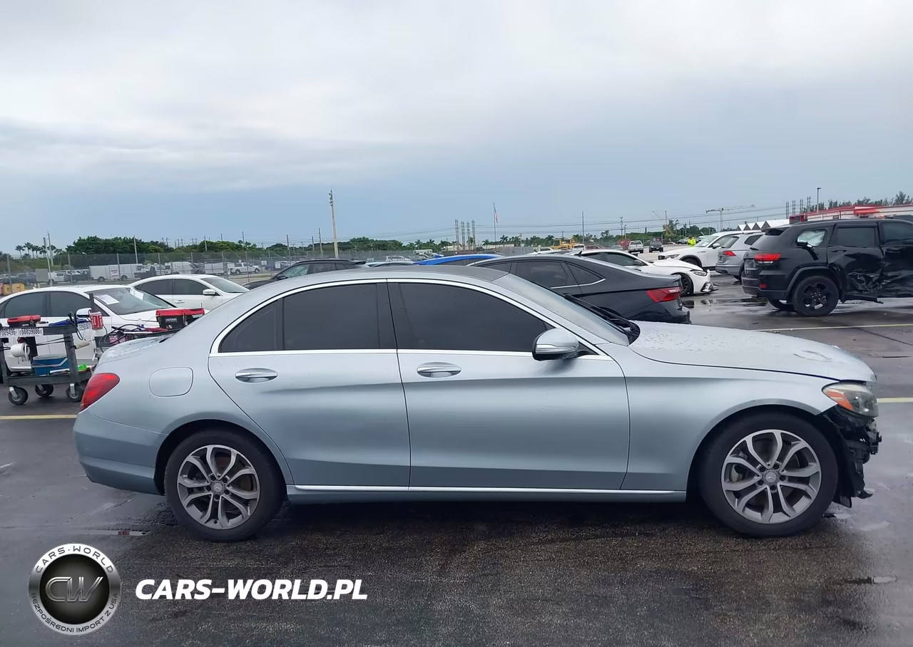 2015 Mercedes-Benz C 300 VIN:55SWF4JB4FU043037 - 14