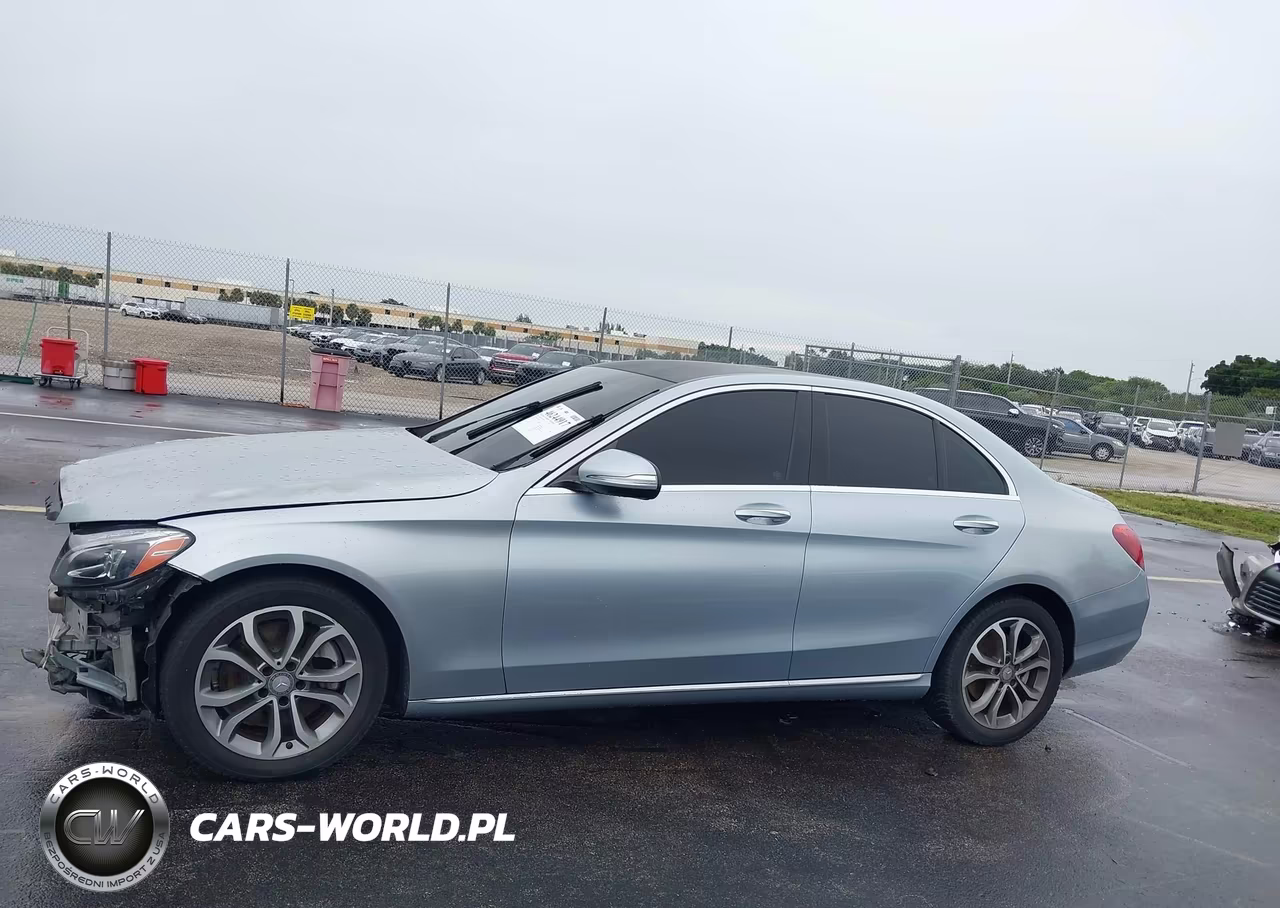 2015 Mercedes-Benz C 300 VIN:55SWF4JB4FU043037 - 15