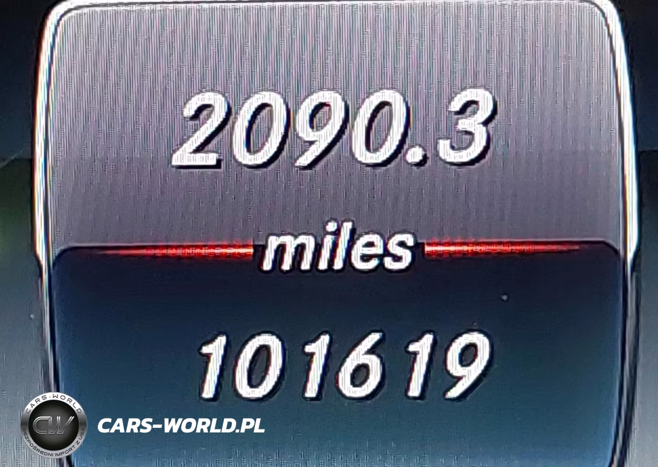 2015 Mercedes-Benz C 300 VIN:55SWF4JB4FU043037 - 16