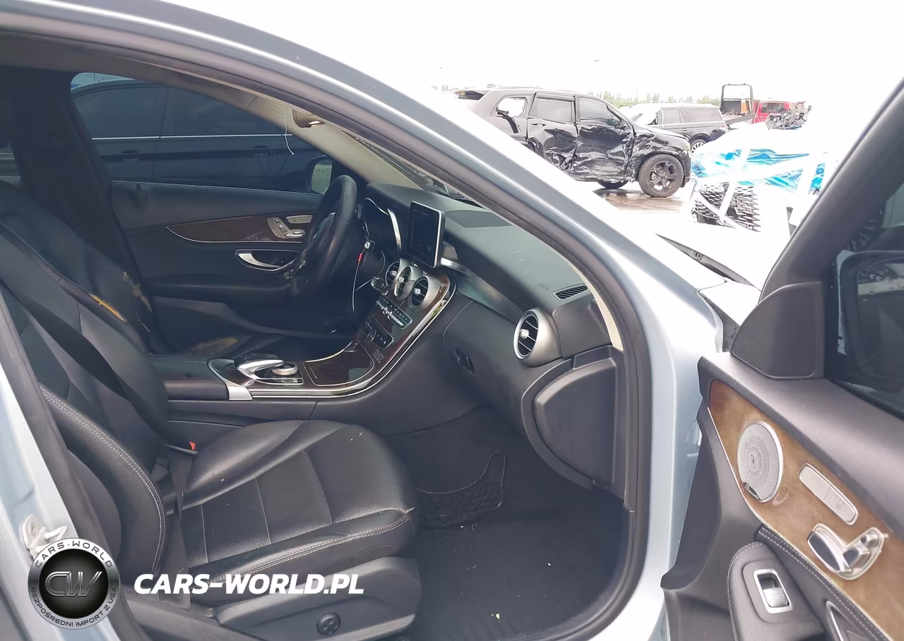 2015 Mercedes-Benz C 300 VIN:55SWF4JB4FU043037 - 5