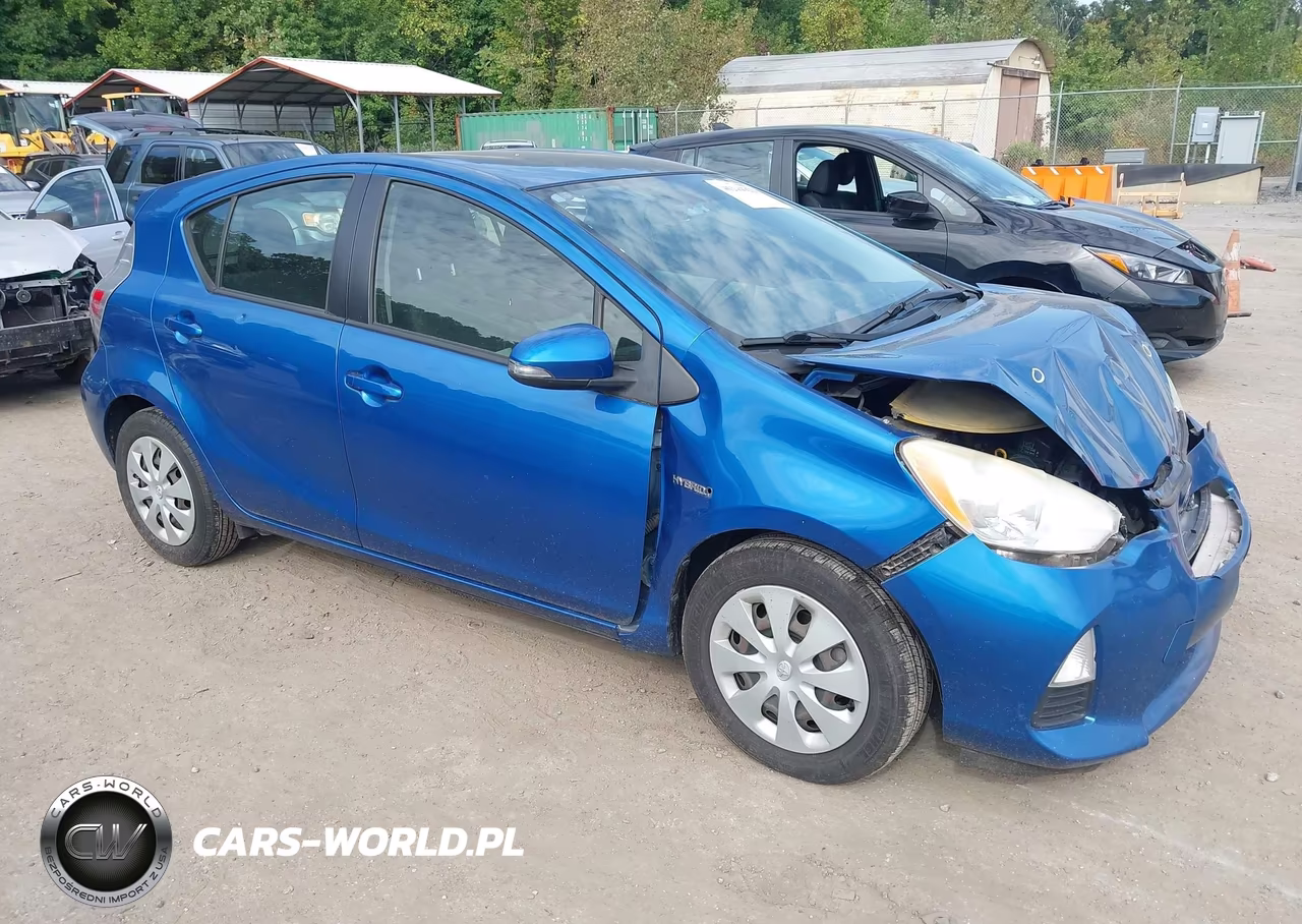2014 Toyota Prius C Two