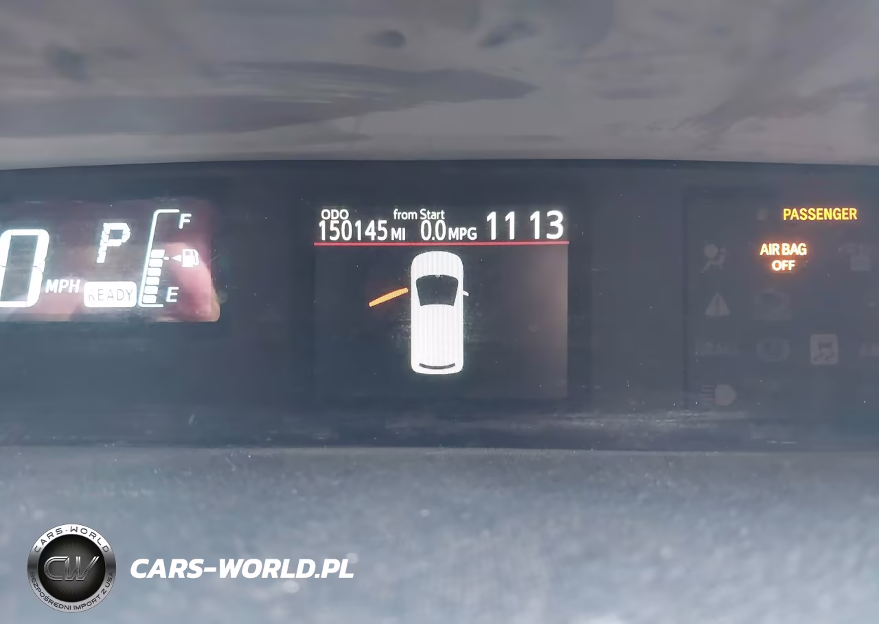 2014 Toyota Prius C Two VIN:JTDKDTB38E1557956 - 15