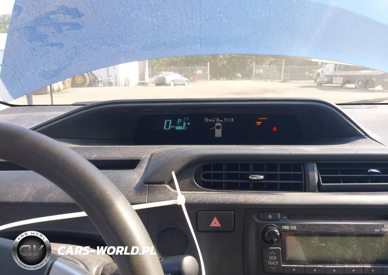 2014 Toyota Prius C Two VIN:JTDKDTB38E1557956 - 7