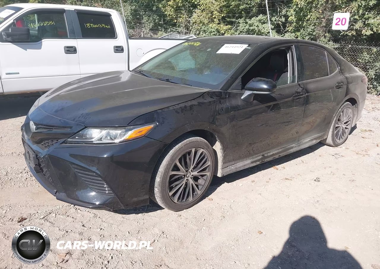 2018 Toyota Camry Se VIN:4T1B11HK7JU672046 - 2