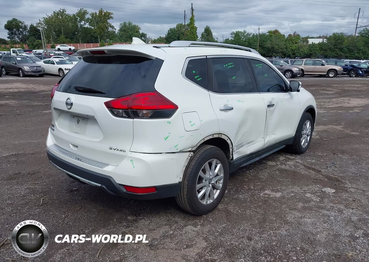 2017 Nissan Rogue Sv VIN:KNMAT2MV5HP559981 - 4