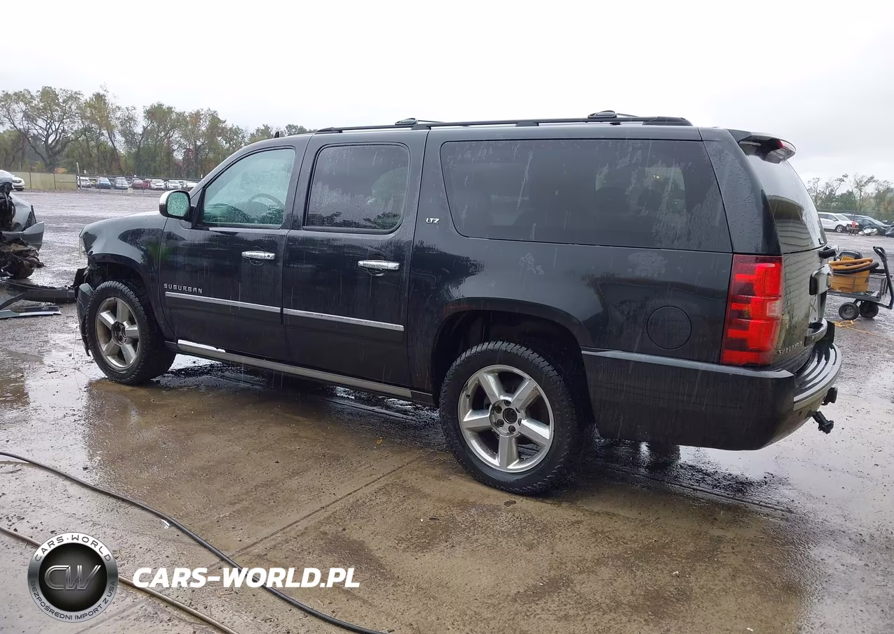 2012 Chevrolet Suburban 1500 Ltz VIN:1GNSKKE70CR184416 - 3