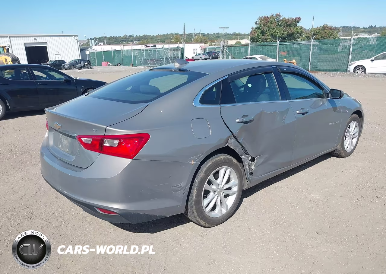 2017 Chevrolet Malibu 1Lt VIN:1G1ZE5ST0HF196049 - 4