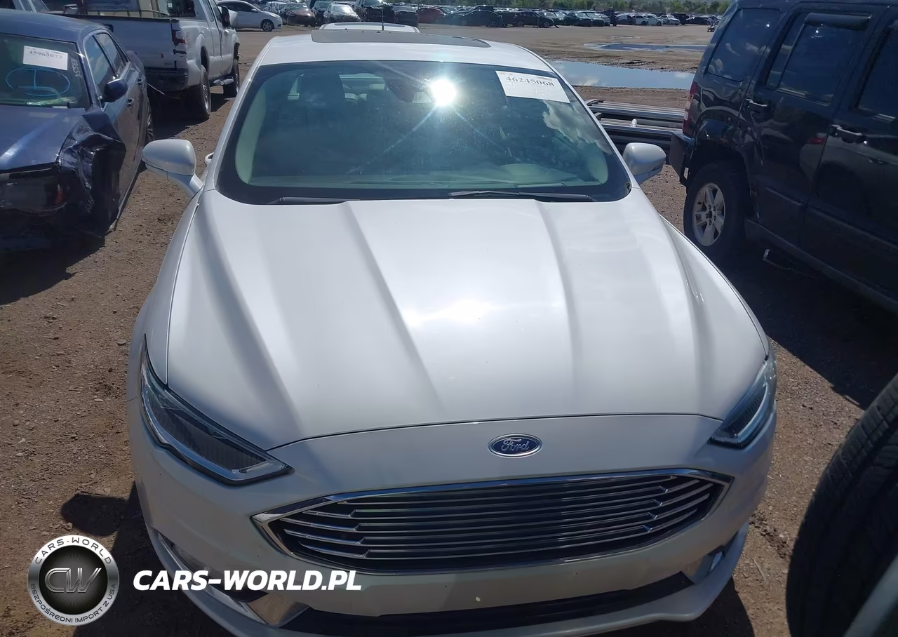 2018 Ford Fusion Energi Titanium VIN:3FA6P0SU7JR225027 - 12