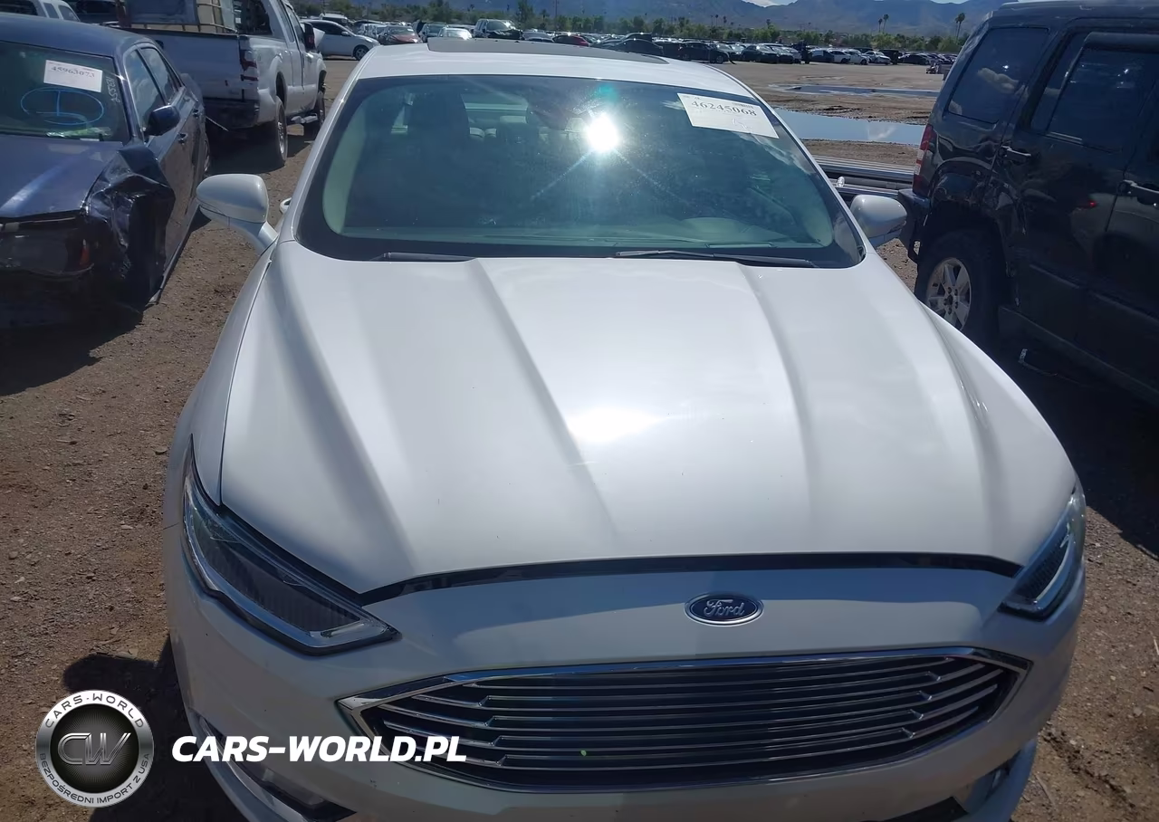 2018 Ford Fusion Energi Titanium VIN:3FA6P0SU7JR225027 - 6