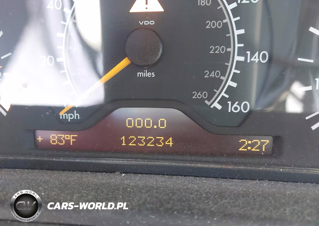 1999 Mercedes-Benz E 320 VIN:WDBJF65H6XA880936 - 7