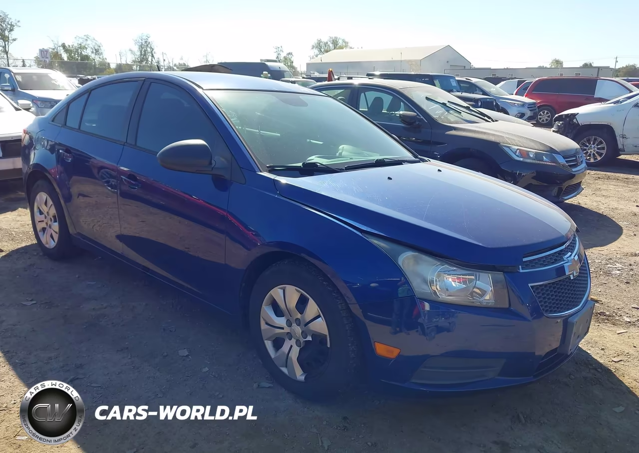2013 Chevrolet Cruze Ls Auto
