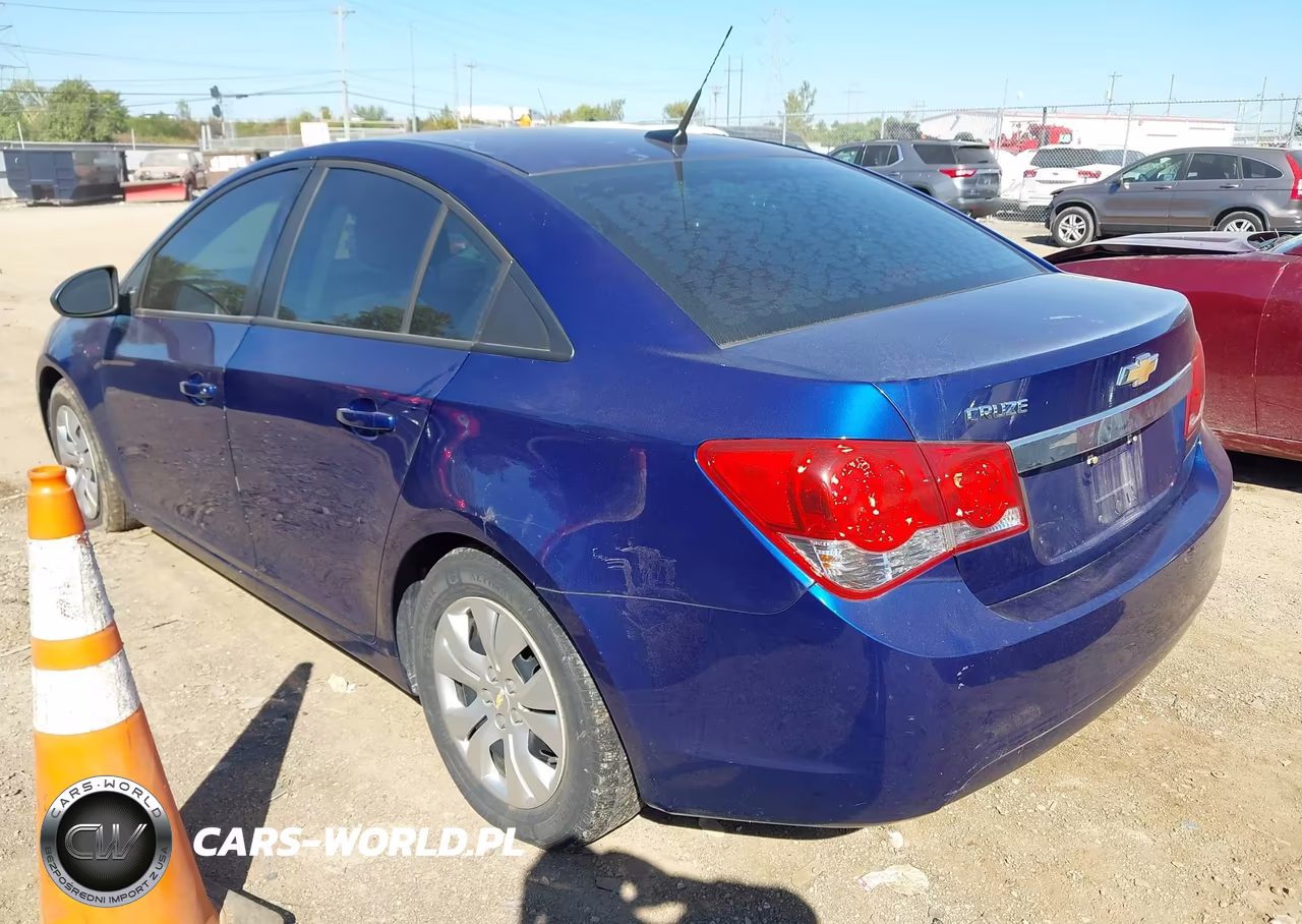 2013 Chevrolet Cruze Ls Auto VIN:1G1PA5SH8D7116225 - 3