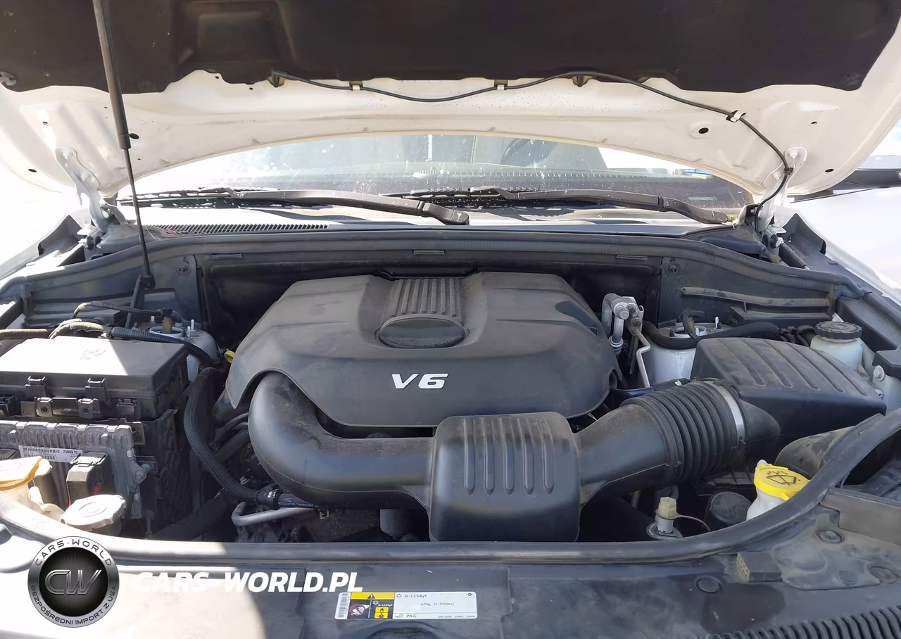 2015 Jeep Grand Cherokee Overland VIN:1C4RJFCG9FC663770 - 10