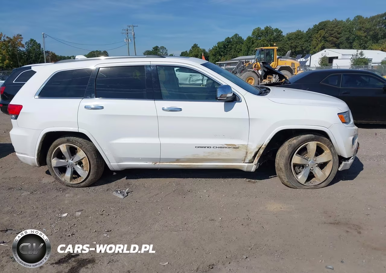 2015 Jeep Grand Cherokee Overland VIN:1C4RJFCG9FC663770 - 13