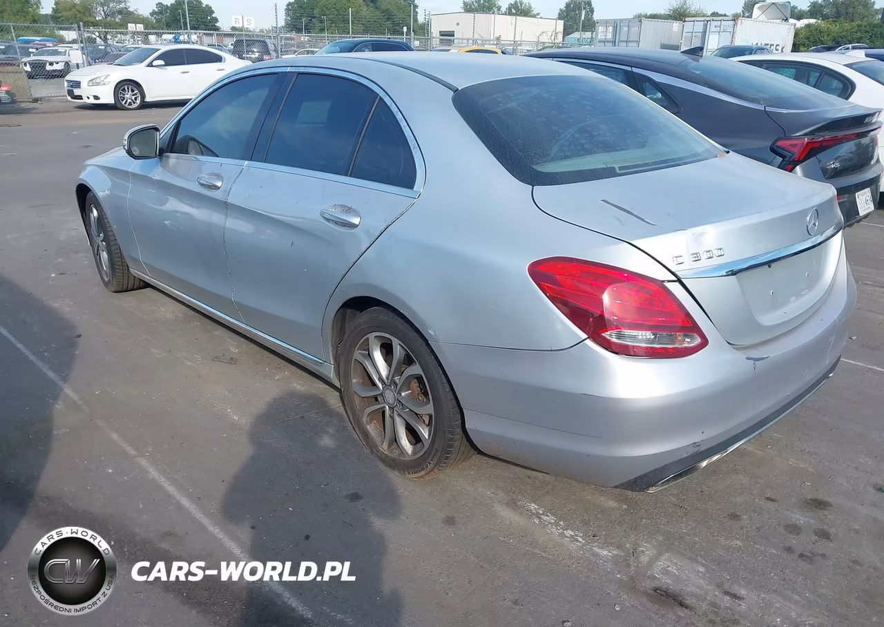 2016 Mercedes-Benz C 300 VIN:55SWF4JB4GU125576 - 3