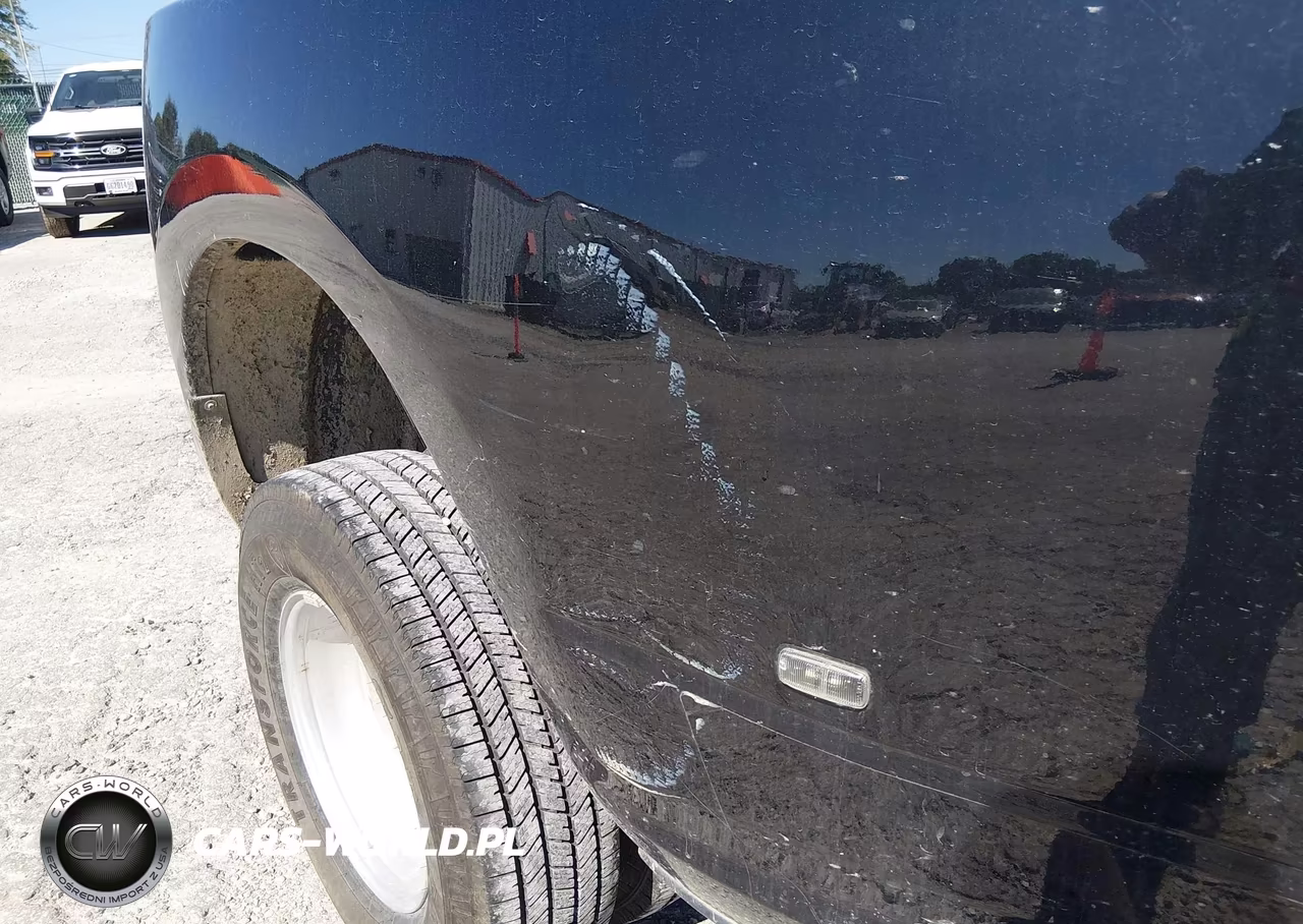 2021 Ram 3500 Tradesman 4X4 8' Box VIN:3C63RRGJXMG665695 - 14
